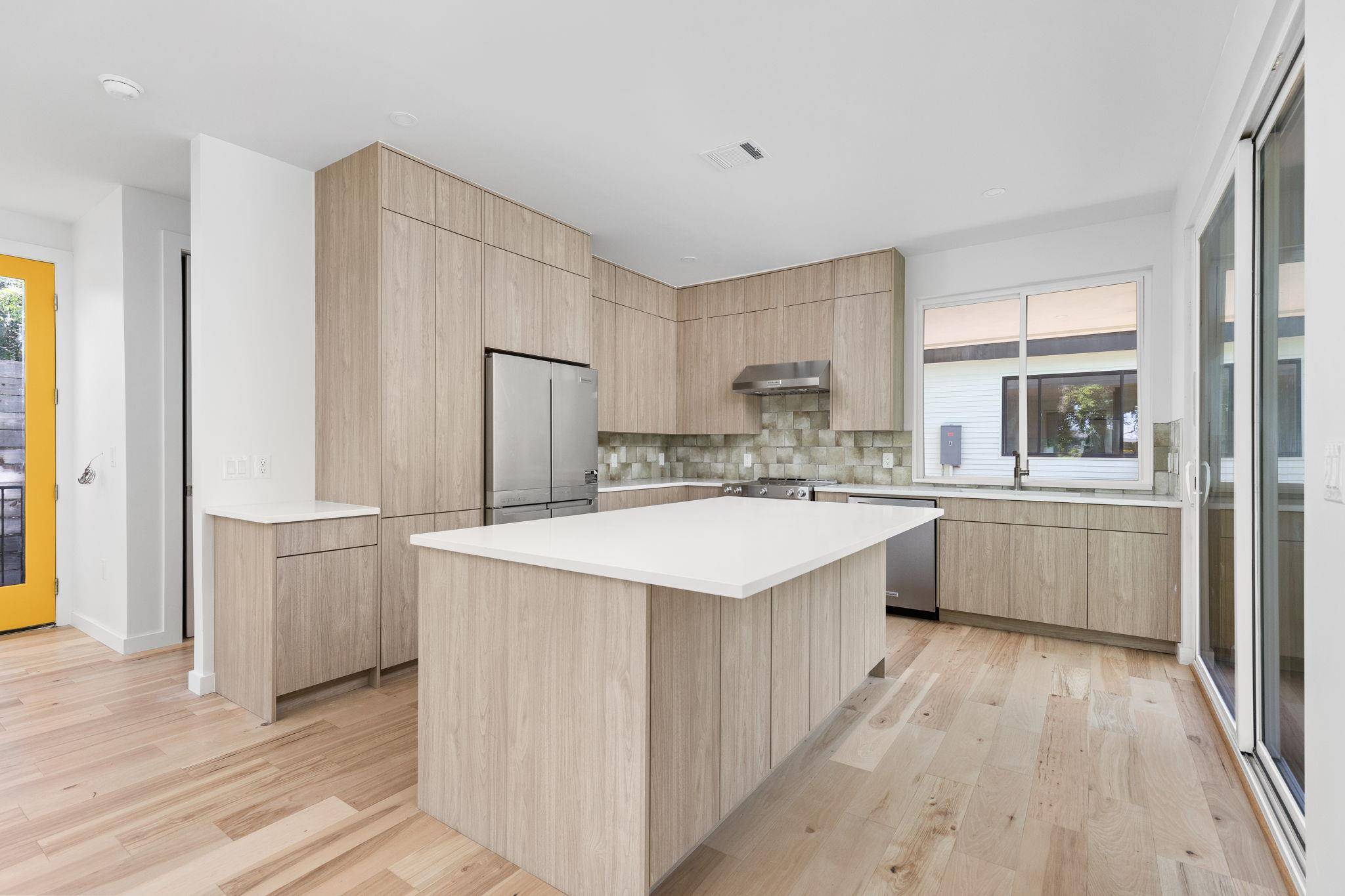 Austin, TX 78722,2903 Breeze #2