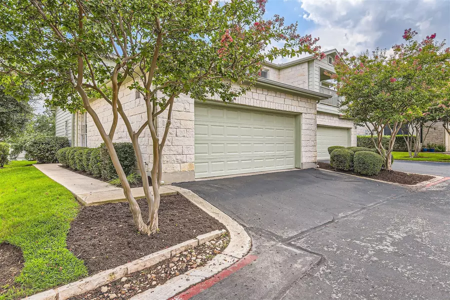 7500 Shadowridge RUN #52, Austin, TX 78749