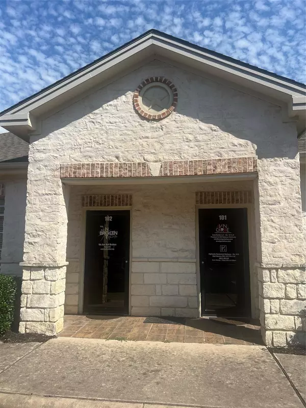 3011 Dawn DR #102, Georgetown, TX 78628