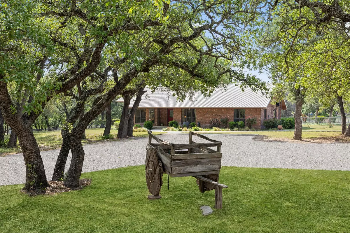 Lampasas, TX 76550,423 County Road 1010