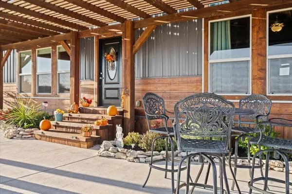 Lampasas, TX 76550,140 Homestead DR