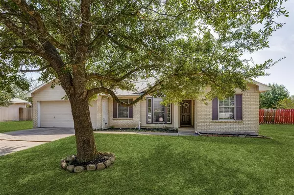 110 Quail CIR,  Hutto,  TX 78634