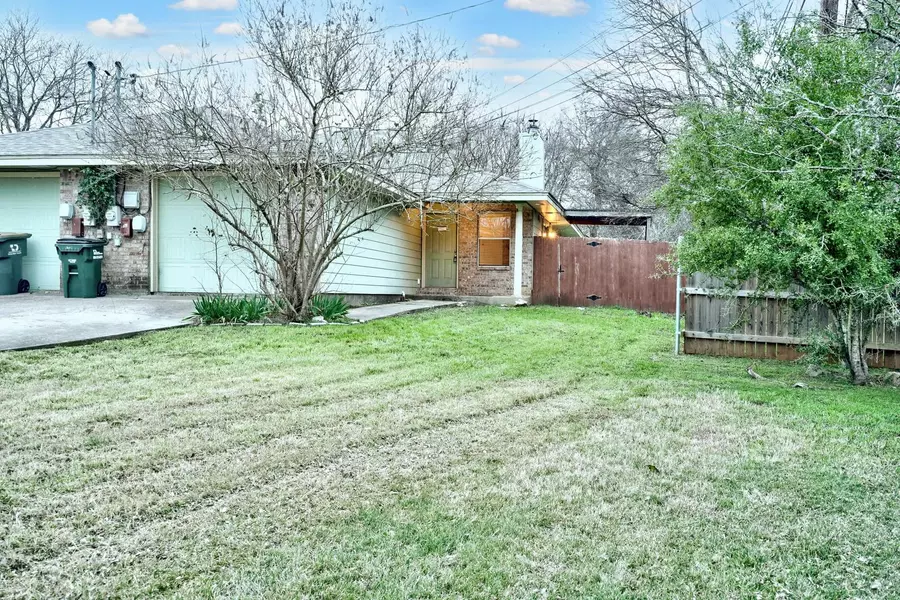 108 Hughson CT, San Marcos, TX 78666