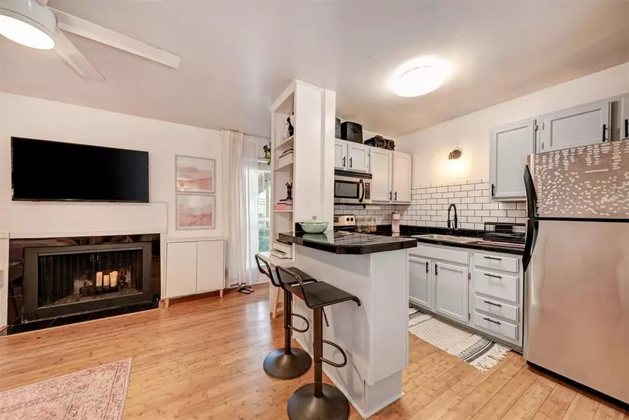 1000 W 26th ST #115B, Austin, TX 78705