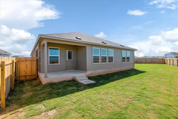 San Marcos, TX 78666,425 Escondido CIR