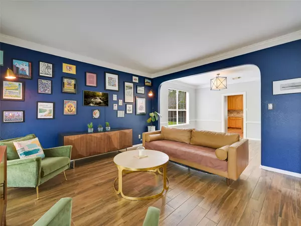 Austin, TX 78732,12911 Noyes LN