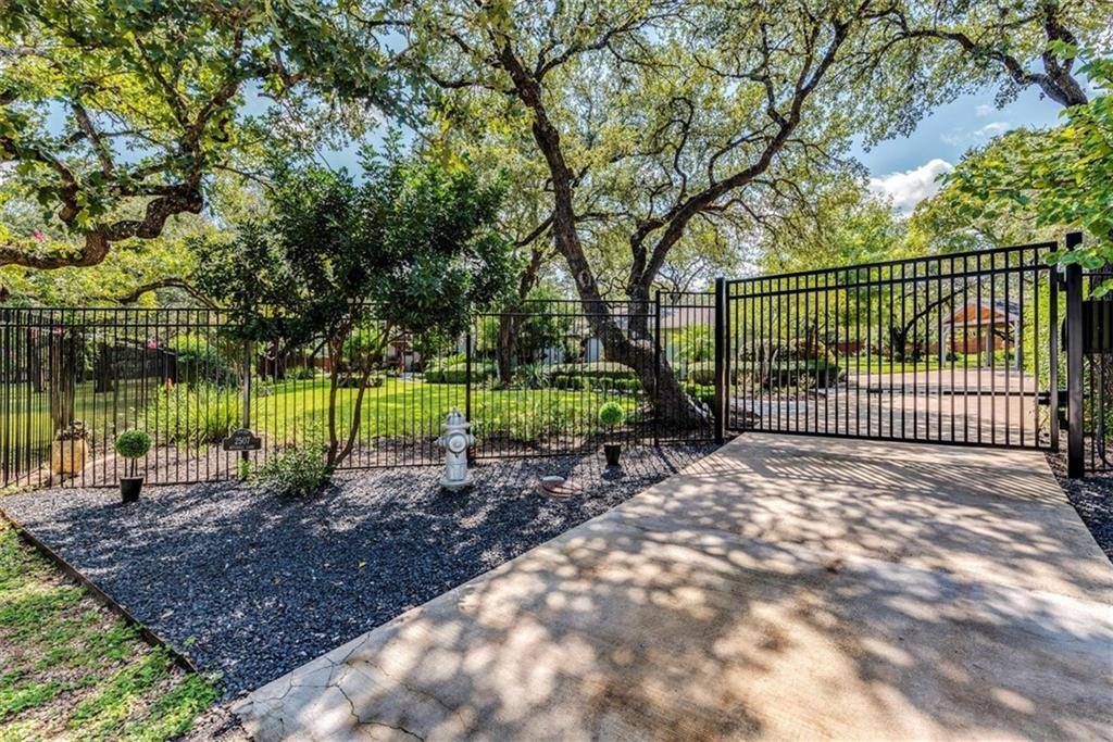 2507 Mitchell LN,  Austin,  TX 78748