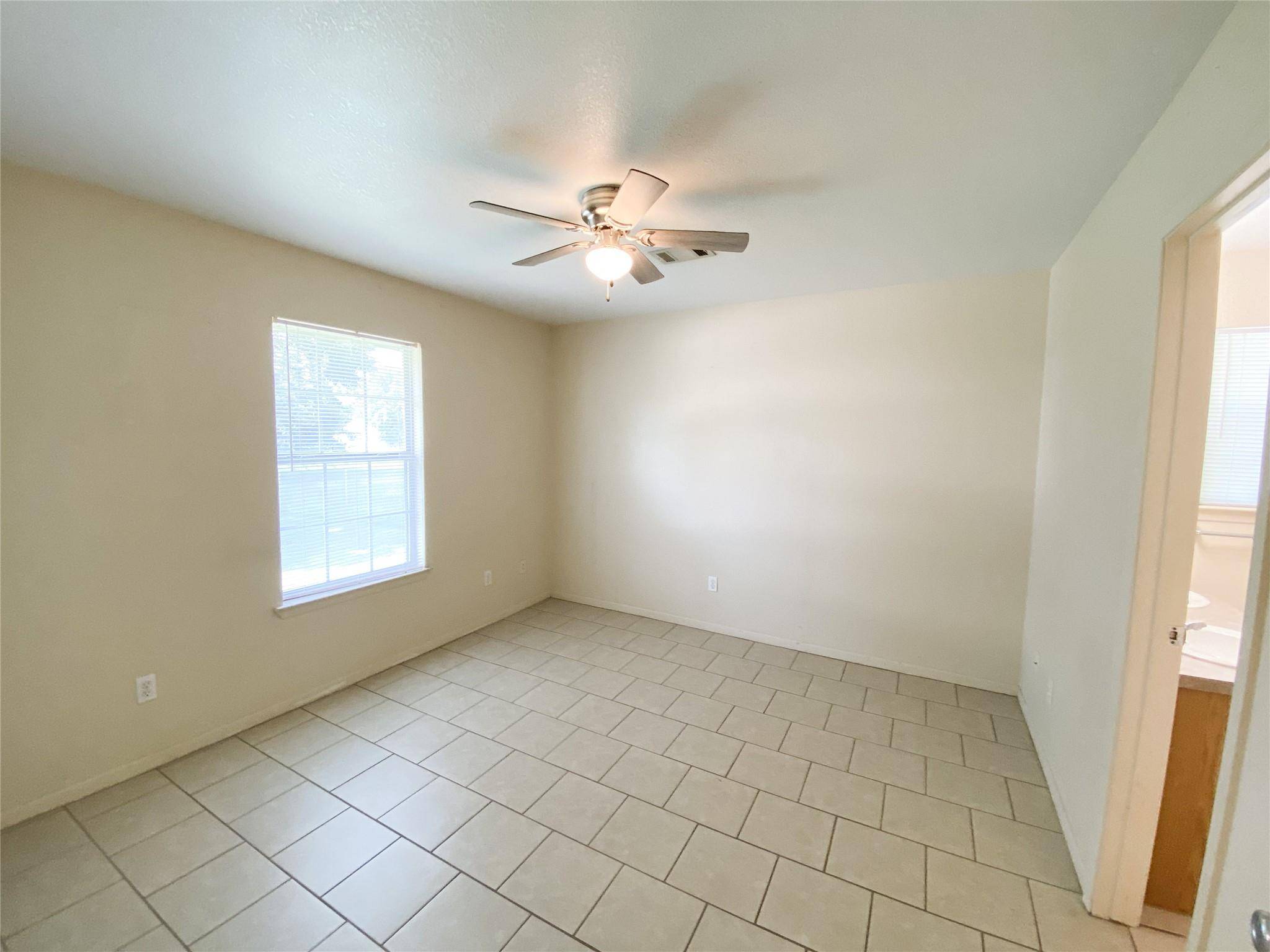 Lexington, TX 78947,8701 N Highway 77 #110