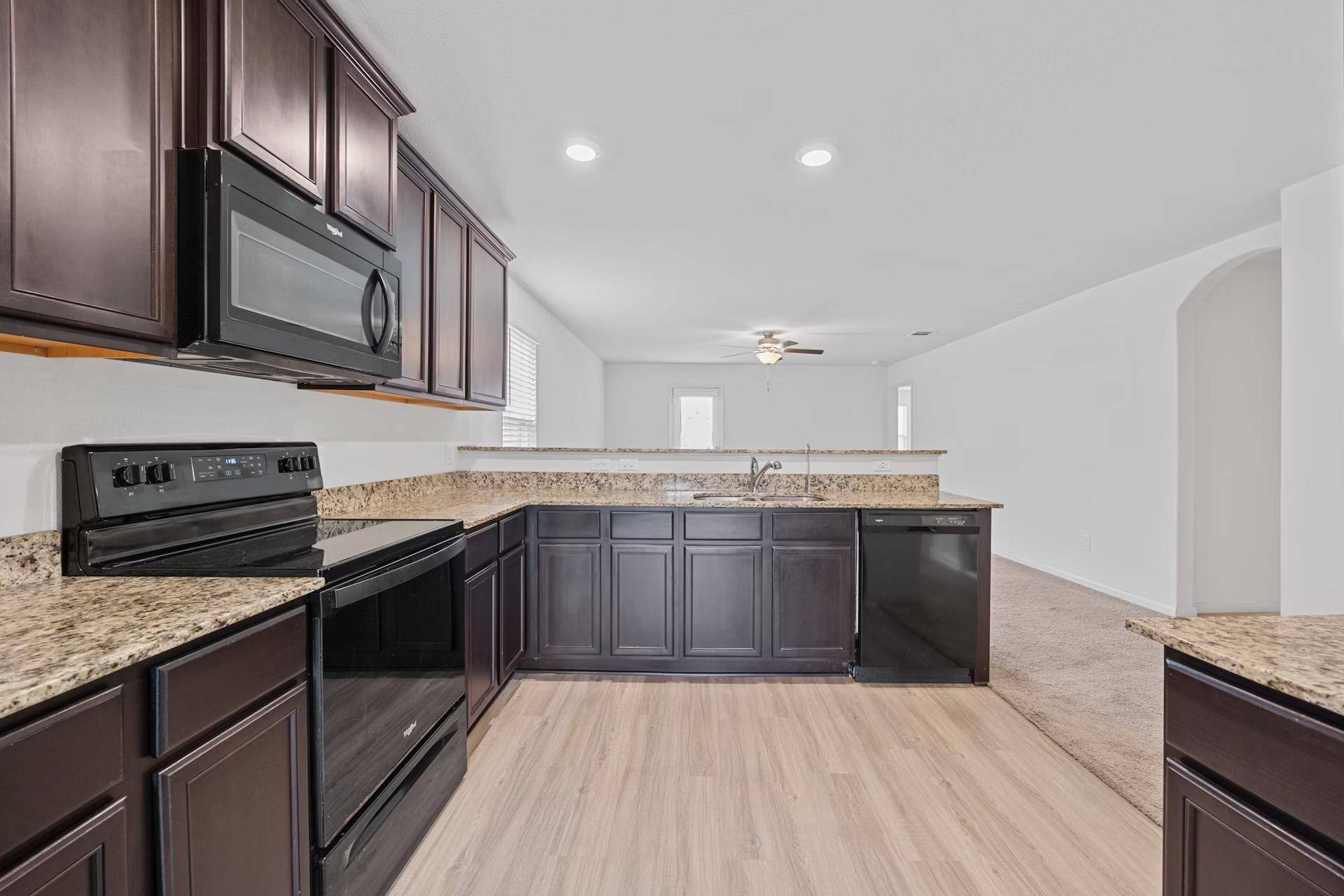 Jarrell, TX 76537,5024 Cressler LN #23F