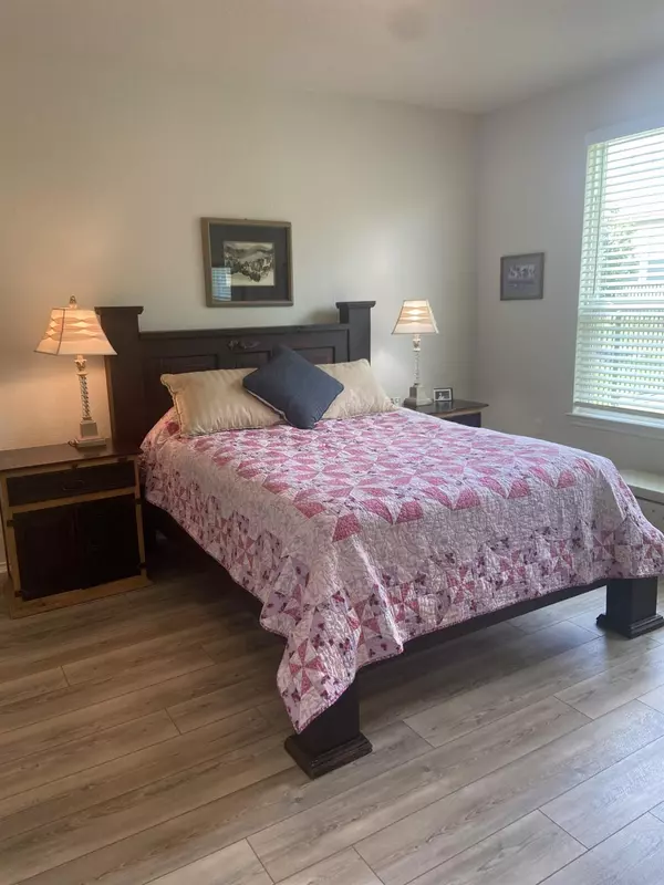 Georgetown, TX 78633,401 Yorktown ST