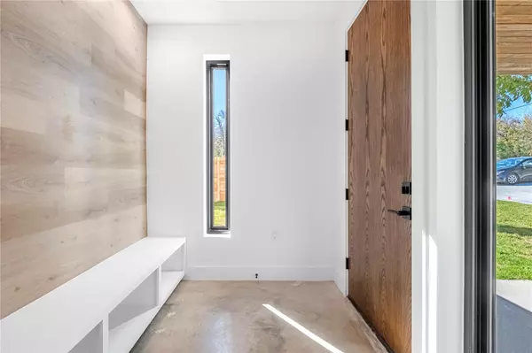 Austin, TX 78741,2101 Thrasher LN #1