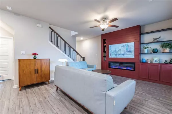 Hutto, TX 78634,122 Fairmeadow Downs DR