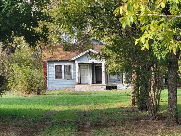 5083 E FM 485,  Cameron,  TX 76520