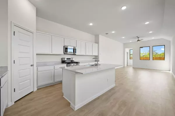 Elgin, TX 78621,270 Bendecido LOOP