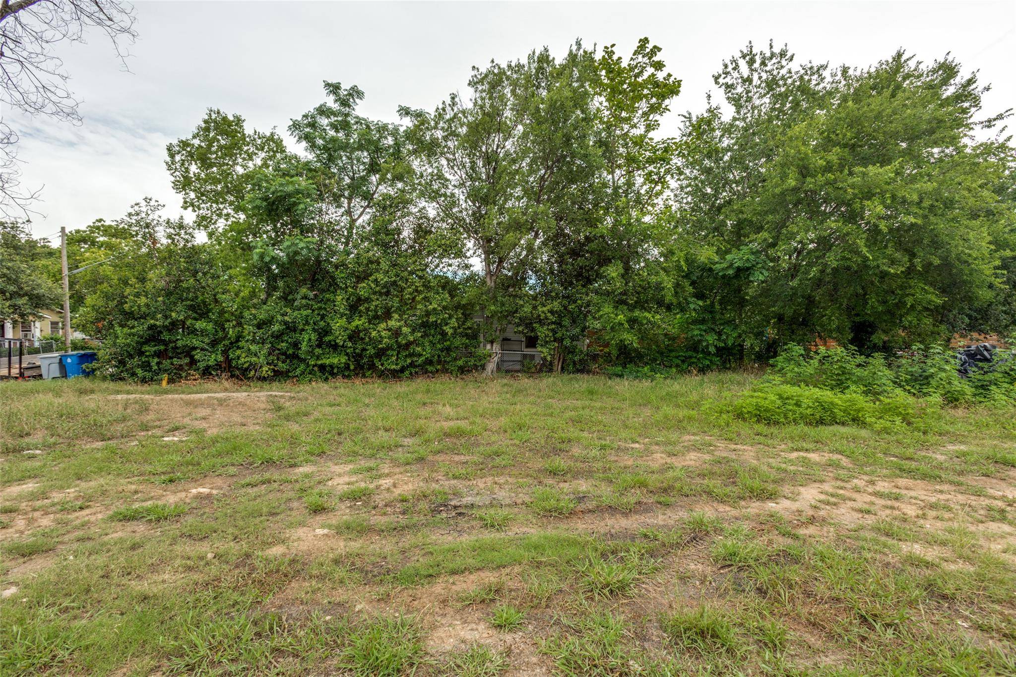 Austin, TX 78741,6806 Cruz ST