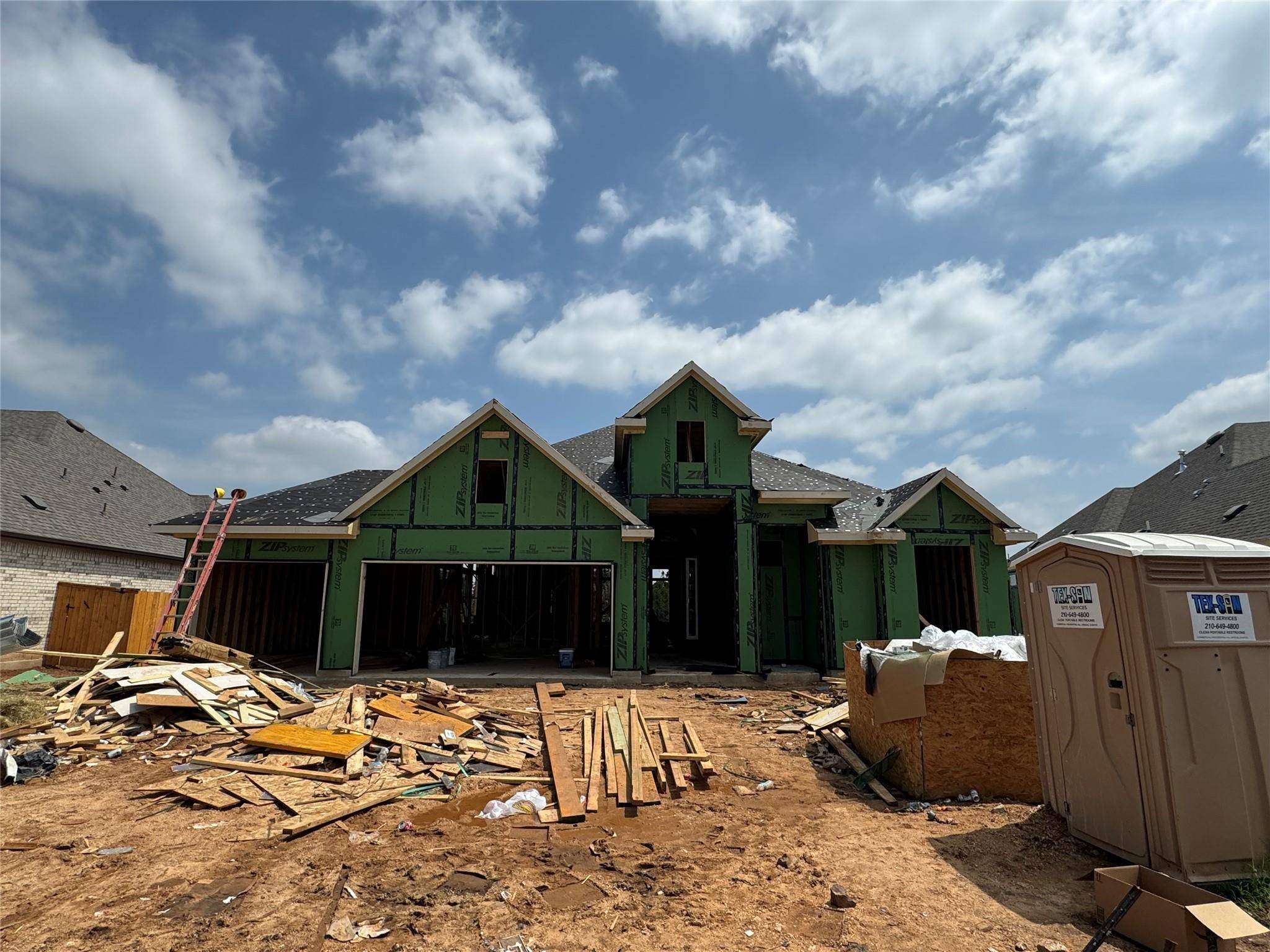 2305 Bellisa Vista DR, Leander, TX 78641