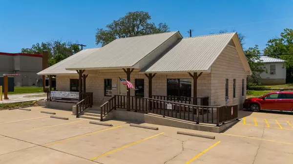 Lampasas, TX 76550,408 N Key Ave