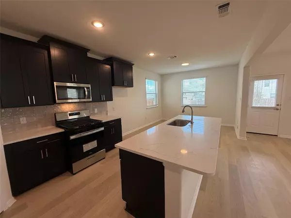 Kyle, TX 78640,577 Backstays LOOP