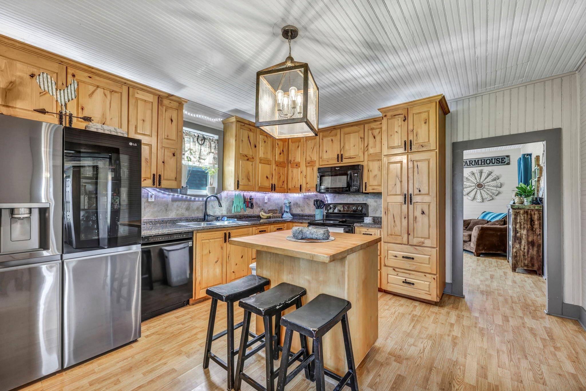 2586 Fm 3158, Dale, TX 78616