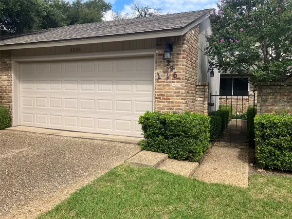 8226 Summer Side DR, Austin, TX 78759