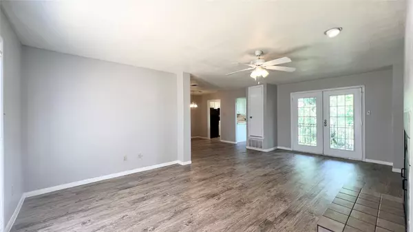 Austin, TX 78759,9201 Simmons RD #112