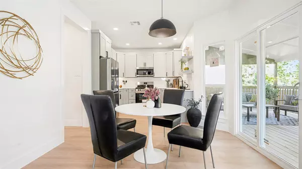 Round Rock, TX 78664,2121 Green Oaks CIR