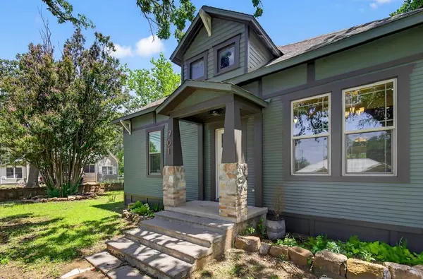 Burnet, TX 78611,701 S Vandeveer ST