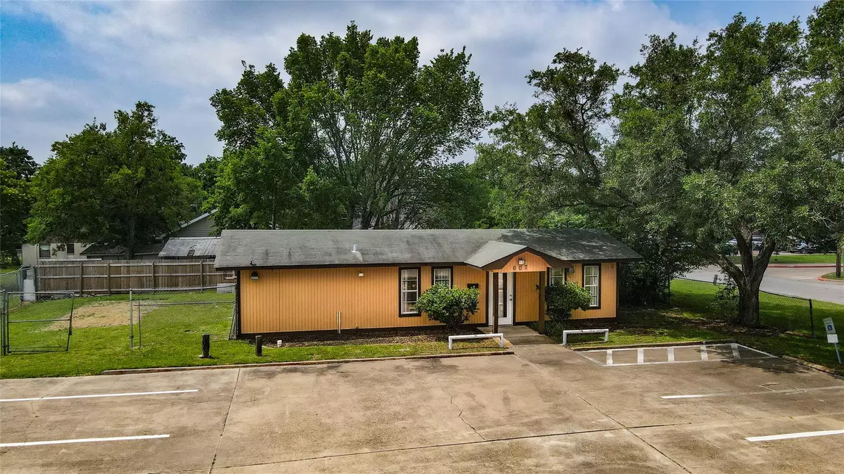 Bryan, TX 77803,607 W Martin Luther King Jr Street