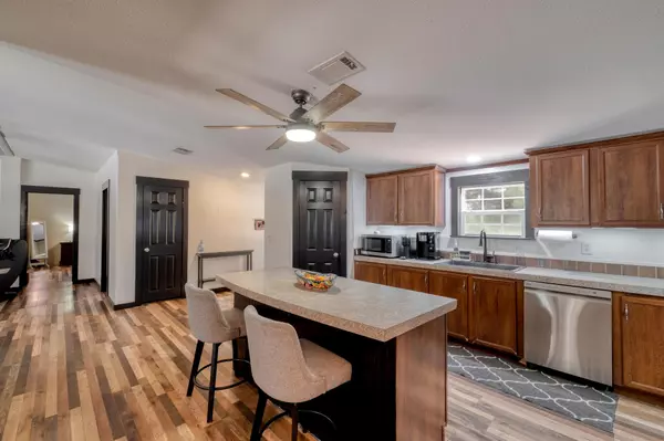 Paige, TX 78659,1922 E SH 21