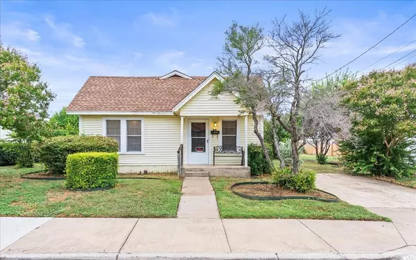 1117 F Ave, Plano, TX 75074