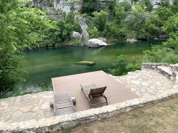 Wimberley, TX 78676,550 Cliffside RD