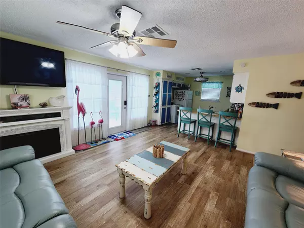 Jamaica Beach, TX 77554,16607 Henry Morgan RD