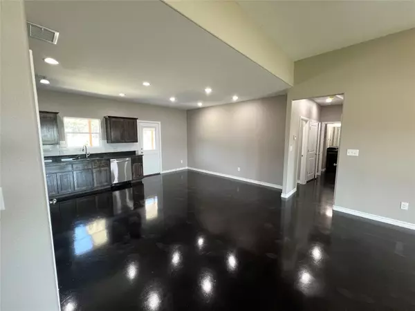 Lampasas, TX 76550,1218 Stone Valley DR