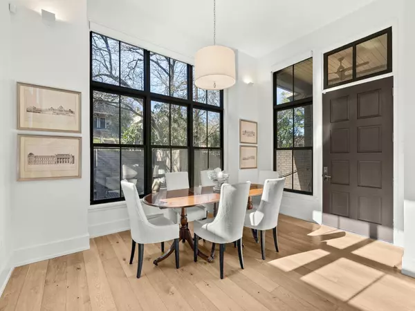 Austin, TX 78703,617 Harthan ST