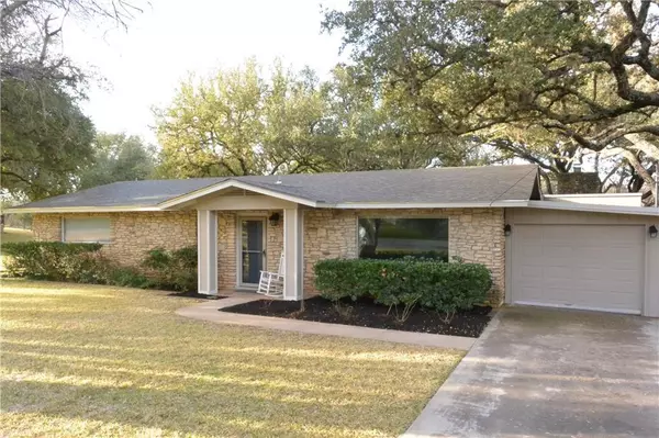 330 Yucca DR,  Kingsland,  TX 78639