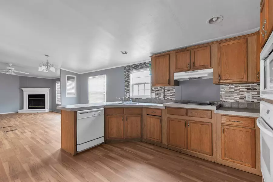 1400 15th ST, Horseshoe Bay, TX 78657