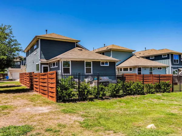 Austin, TX 78741,2315 Capulet ST