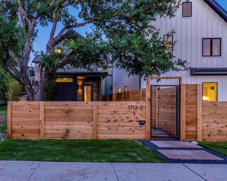 1713 E M Franklin Ave #2, Austin, TX 78721