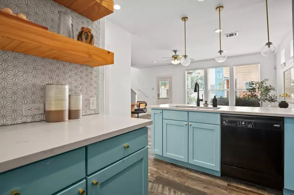 Austin, TX 78702,1601 Miriam Ave #101