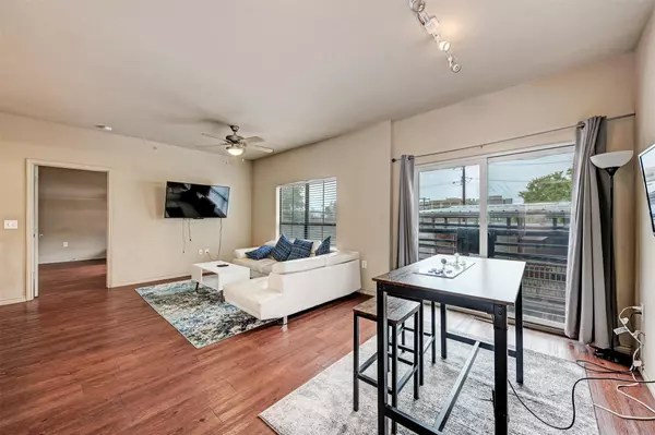 5117 N Lamar BLVD #204, Austin, TX 78751