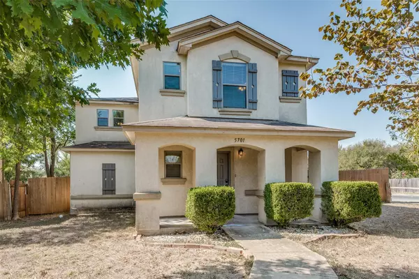 Austin, TX 78744,5701 Viewpoint DR