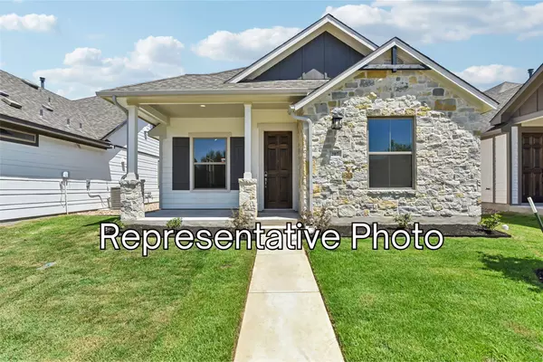 324 Orleanian DR, Buda, TX 78610