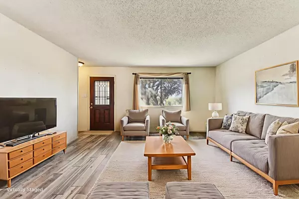 Austin, TX 78736,8318 Gallatin DR