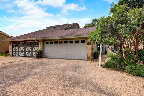 4617 Pinehurst DR S #B, Austin, TX 78747