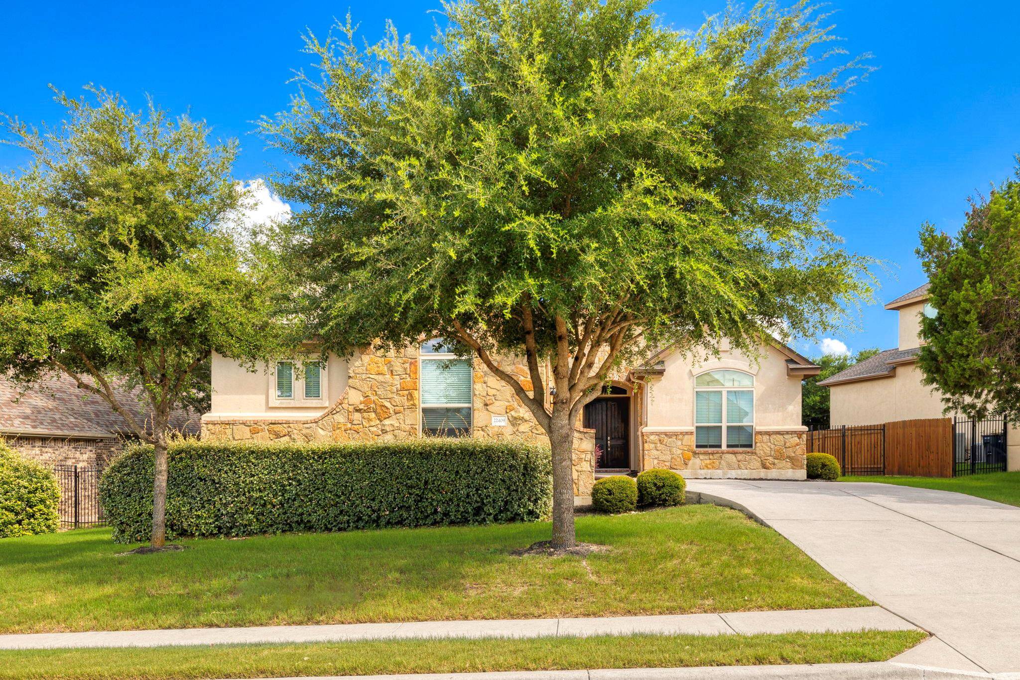 Spicewood, TX 78669,22409 Rock Wren RD