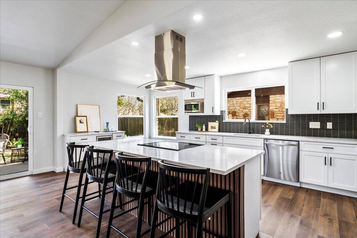 Austin, TX 78749,4604 Langtry LN