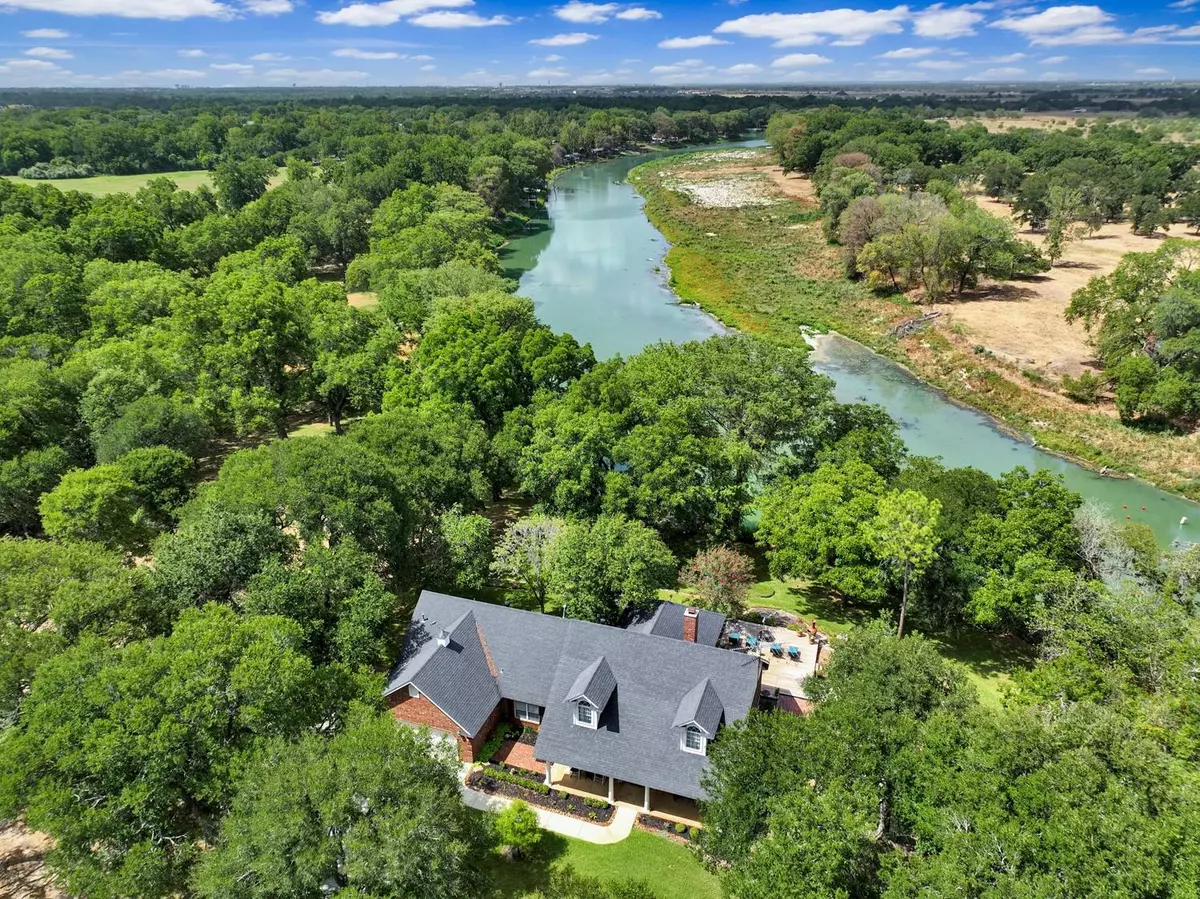 Seguin, TX 78155,Address not disclosed