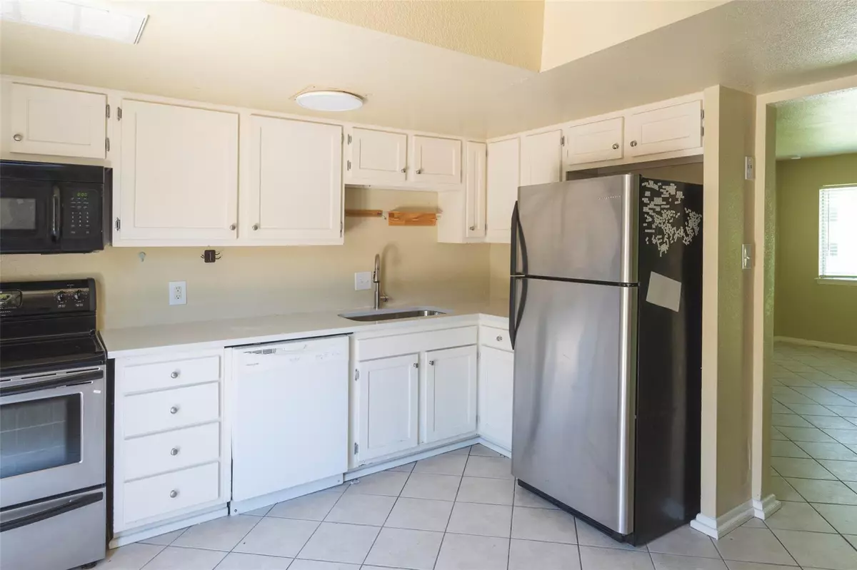 Austin, TX 78757,8809 Dawnridge CIR #102