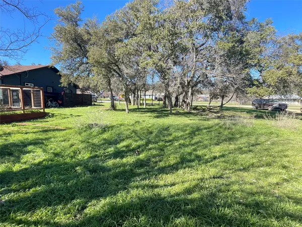 21 Lone Star TRL,  Wimberley,  TX 78676