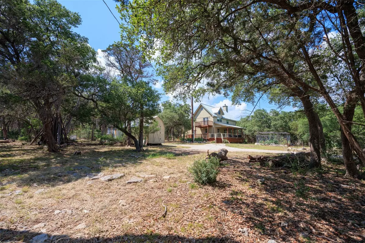 Wimberley, TX 78676,930 Days End RD